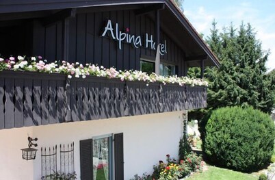 Alpina Hotel