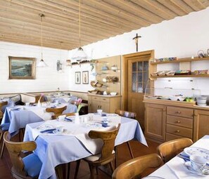 Dining - Alpina Hotel (Rosenheim)