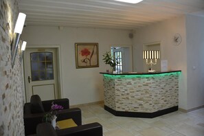 Lobby - Alpina Hotel (Rosenheim)