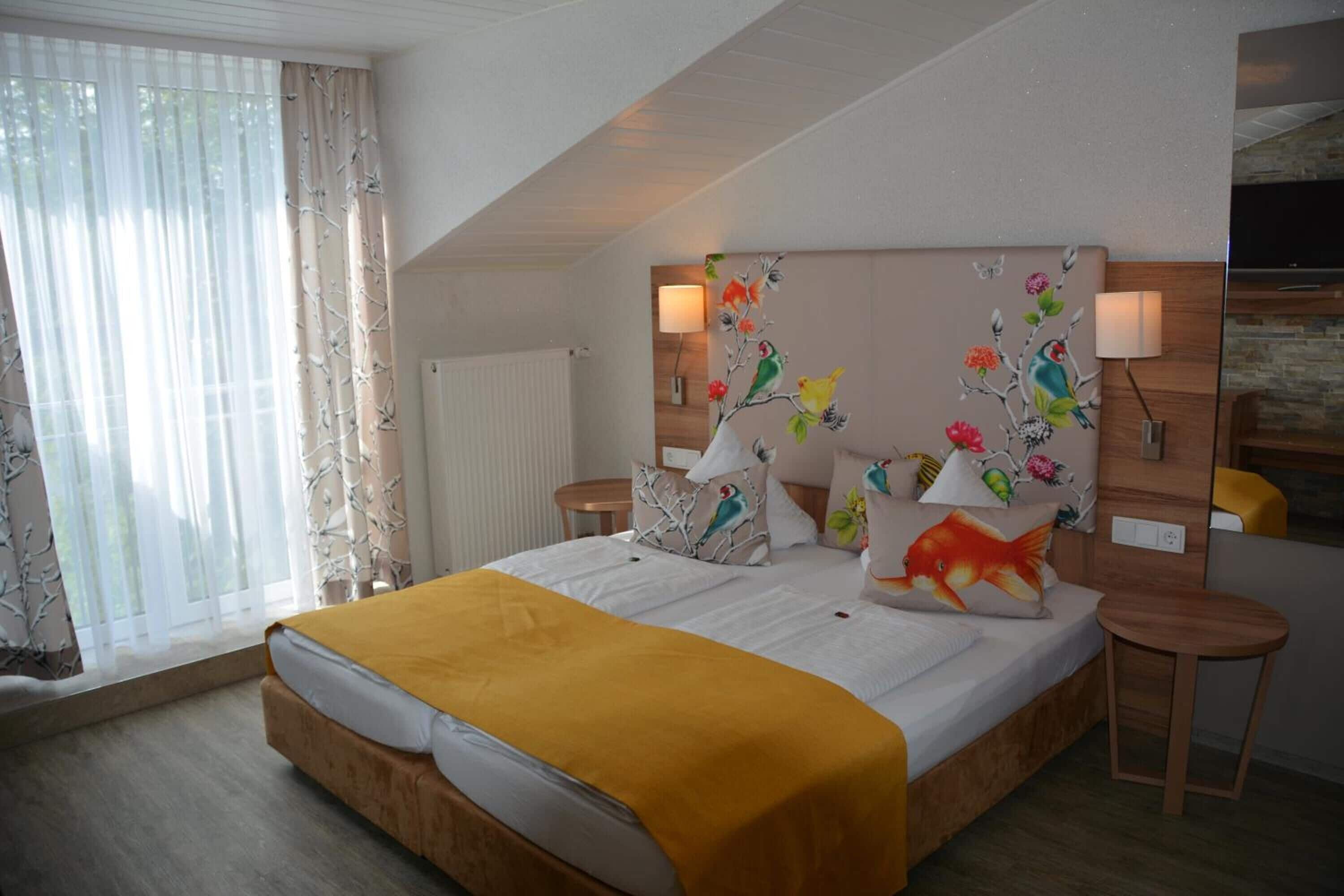 Una scrivania, ferro/asse da stiro, Wi-Fi gratuito