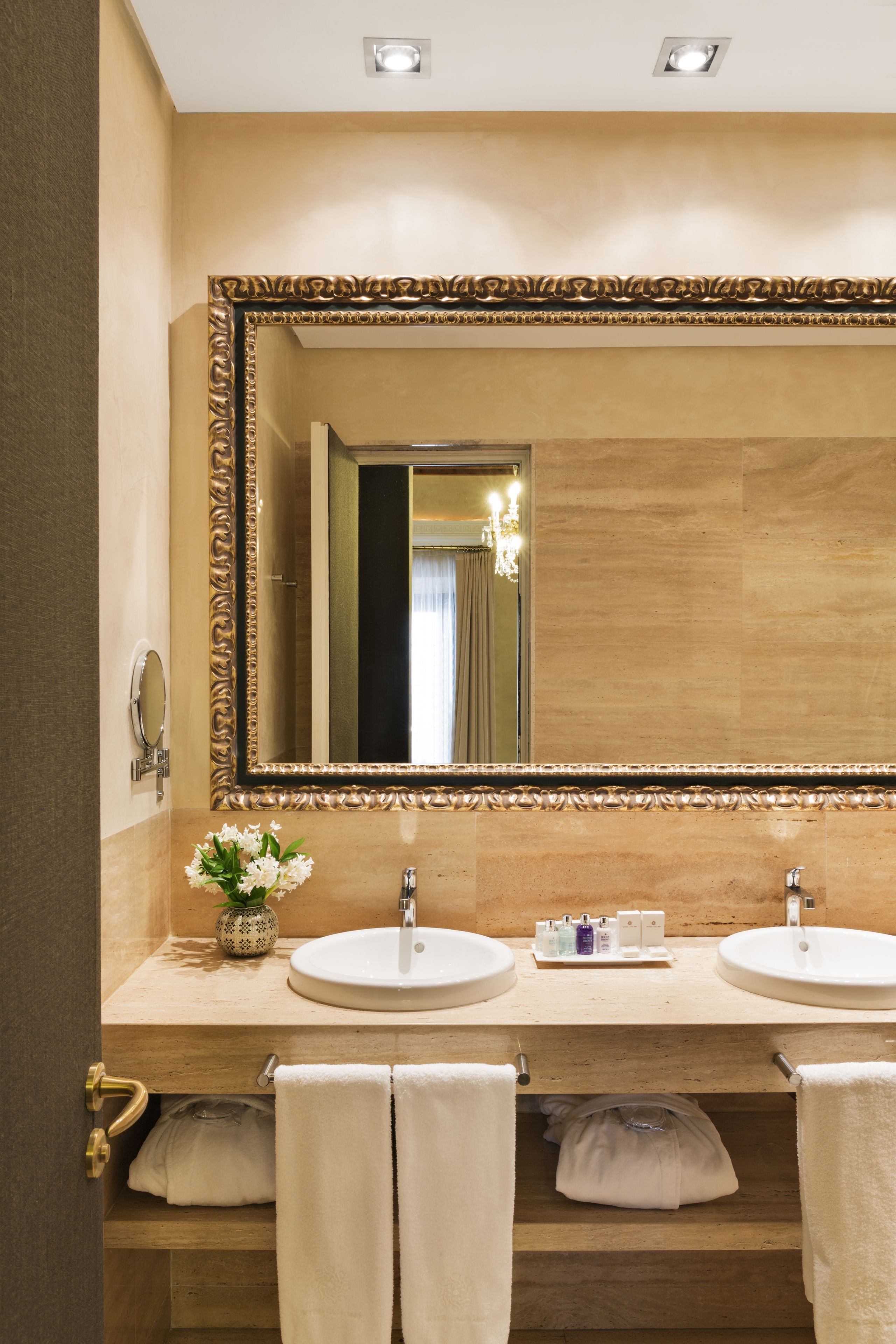 egyptian cotton sheets, premium bedding, minibar, in-room safe