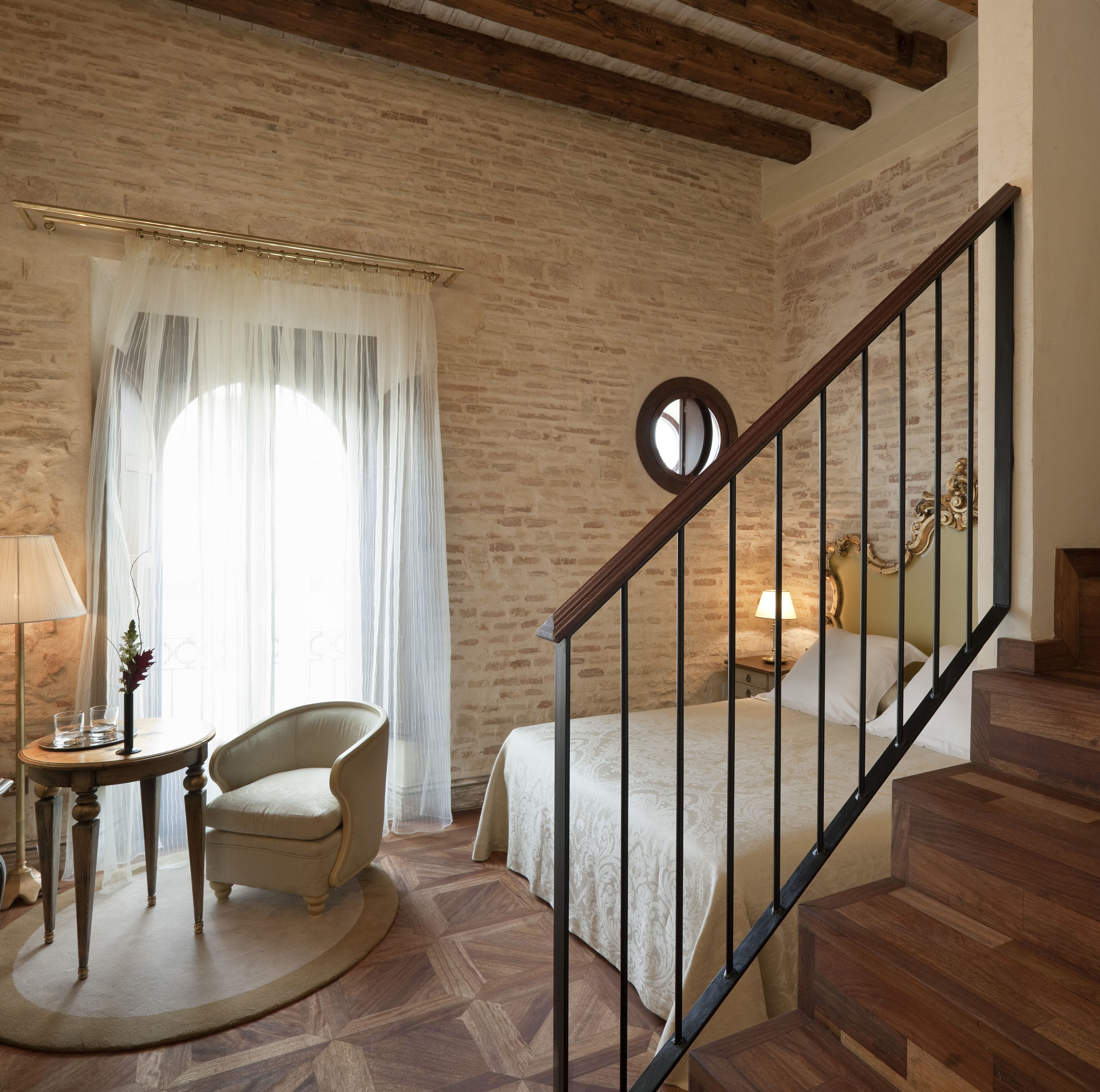 deluxe room, terrace (jacuzzi) | egyptian cotton sheets, premium bedding, minibar, in-room safe