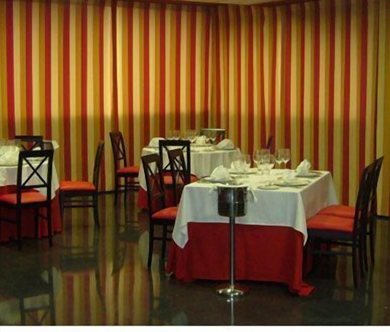 breakfast, lunch, dinner served; local cuisine