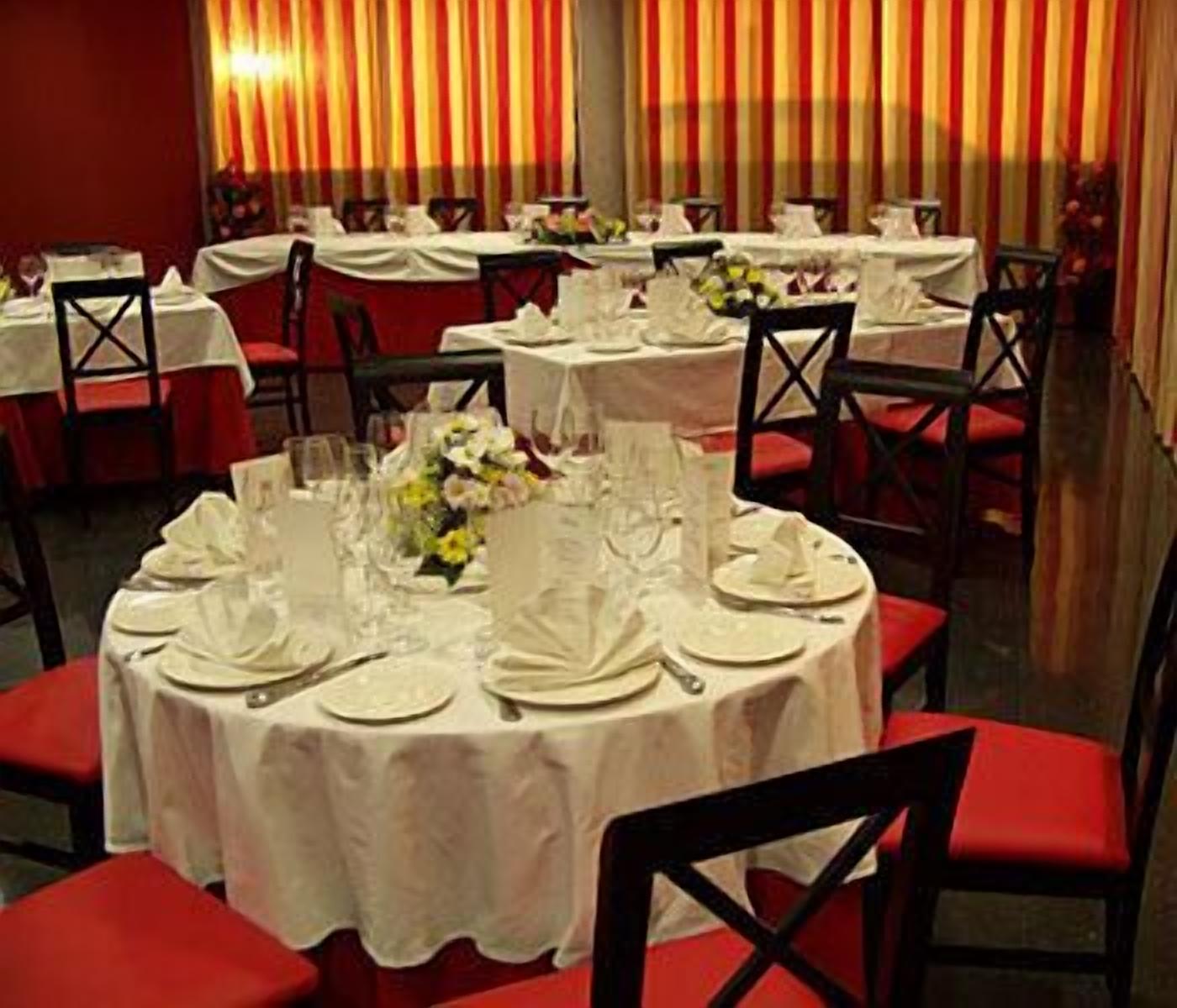 banquet hall