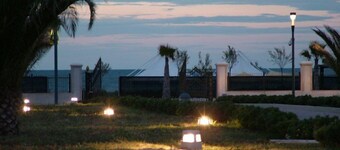 ロイヤル ゲート ホテル