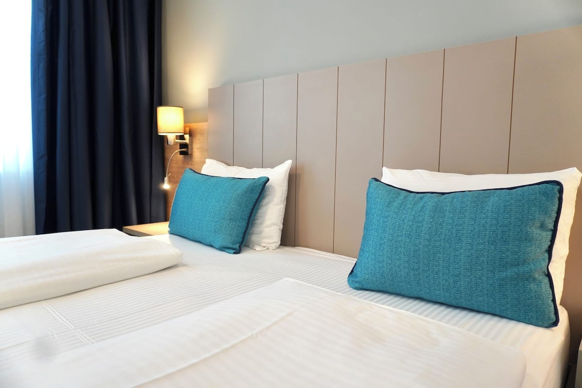 Standard Double Room | Premium bedding, down duvets, Select Comfort beds, minibar