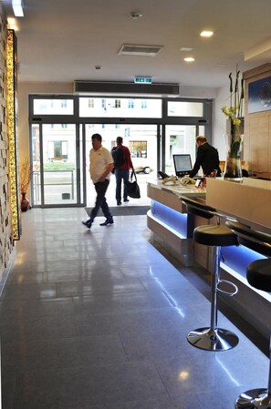 Lobby - Hotel Atlas Halle (Halle (Saale))