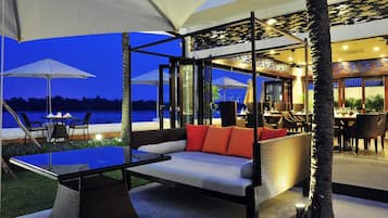 Breakfast, lunch, dinner served; Fusion cuisine, garden views