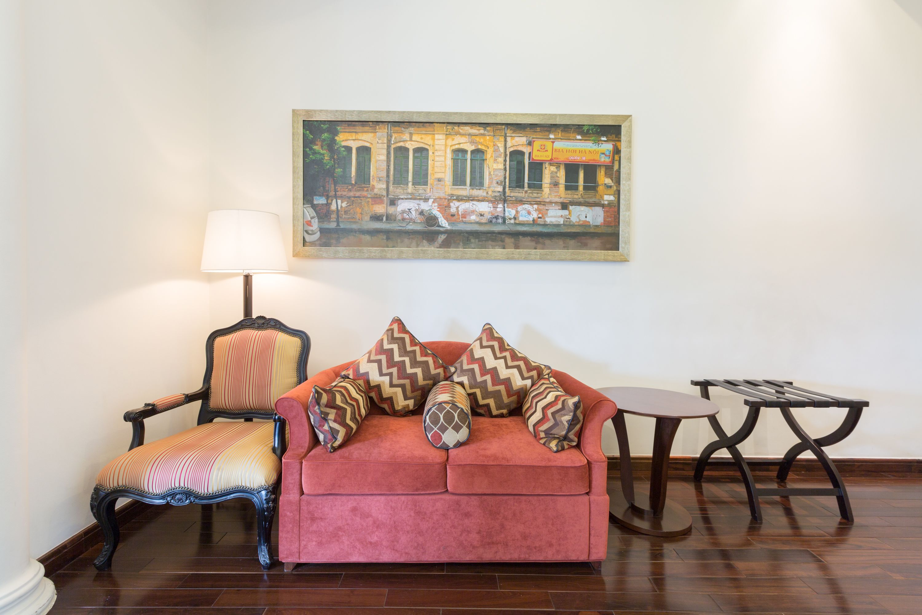 sanctuary river room | living area | 42-inch lcd tv with cable channels, tv