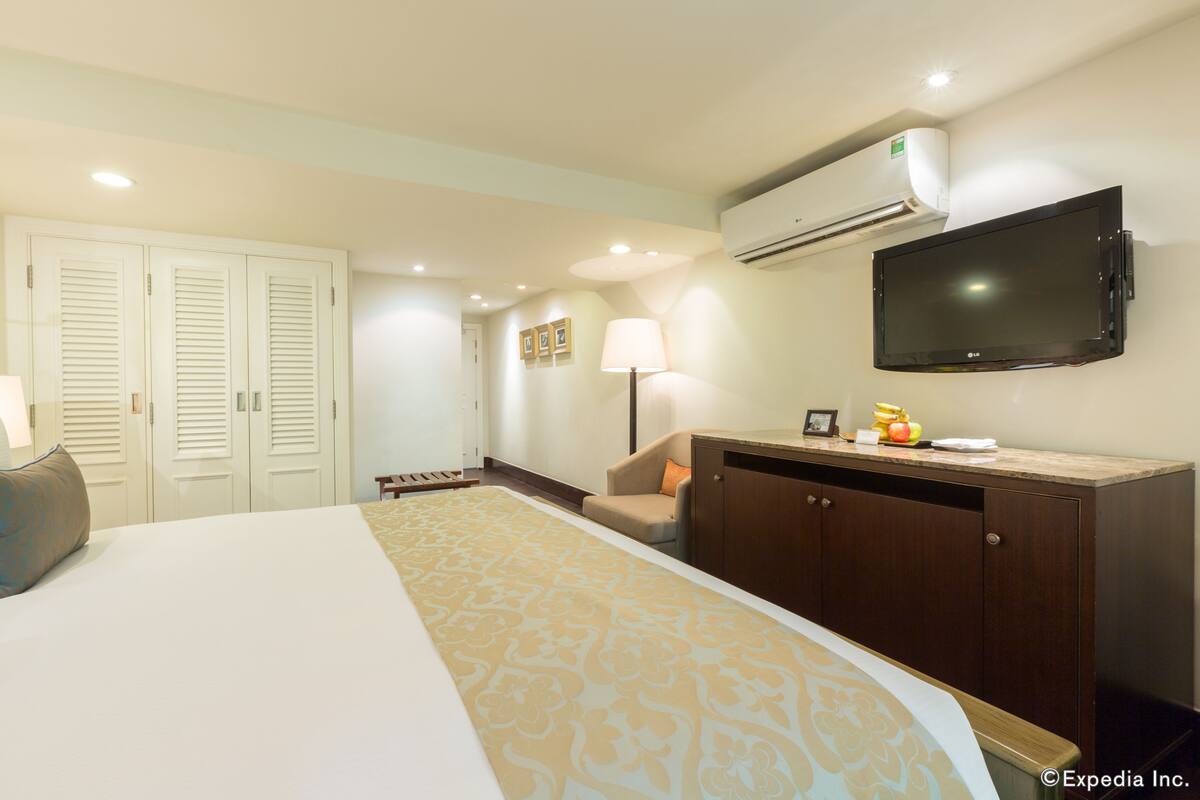 Villa Room