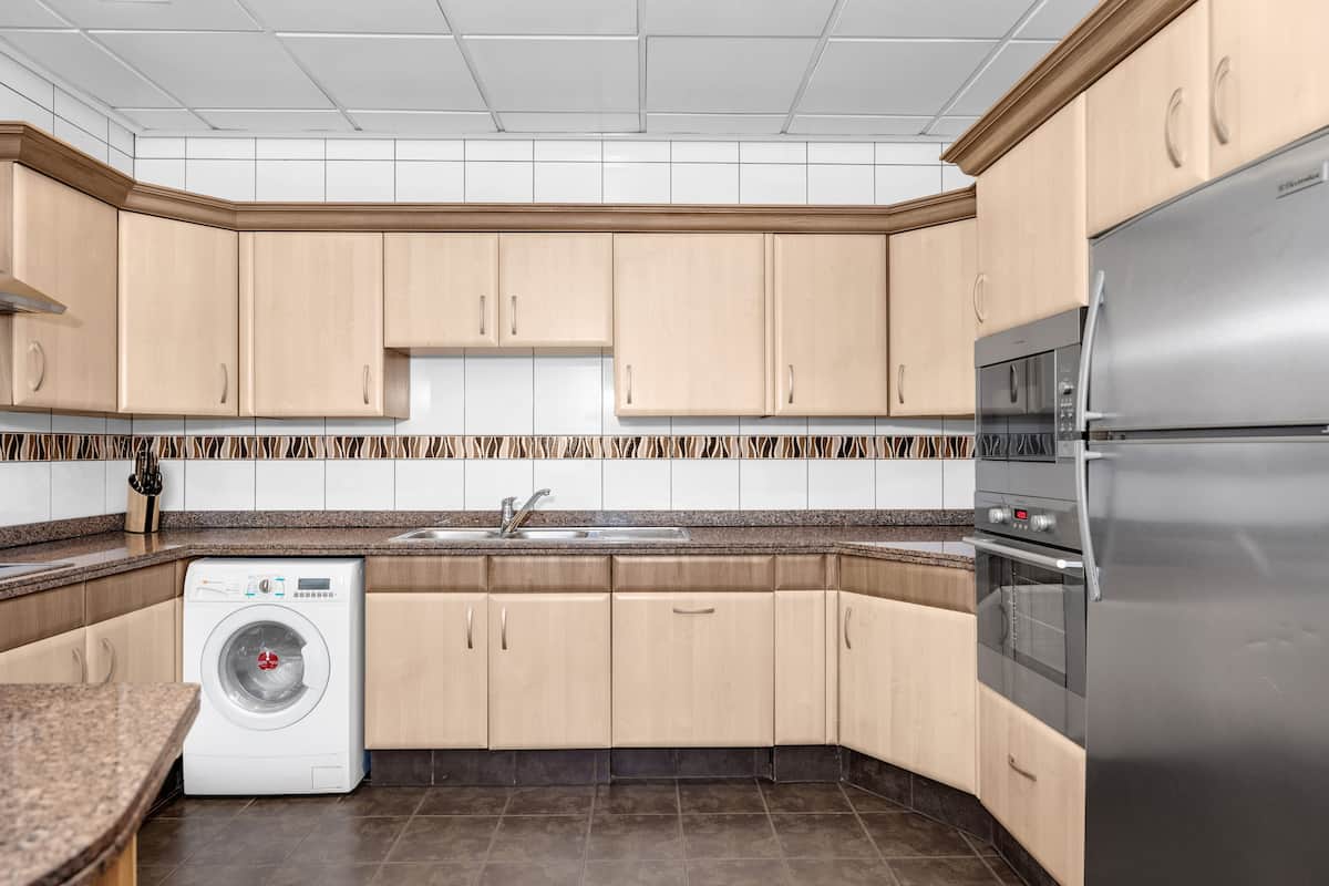 suite, multiple beds, city view (superior two bedroom) | private kitchen | full-sized fridge, microwave, espresso maker, cookware/dishes/utensils