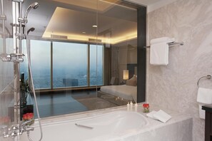 Superior Suite, Multiple Beds, City View (Deluxe Sky Four Bedroom)