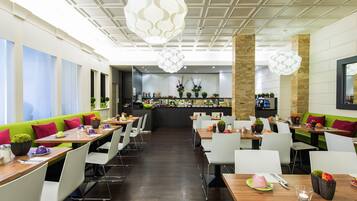 Bar (in der Unterkunft)