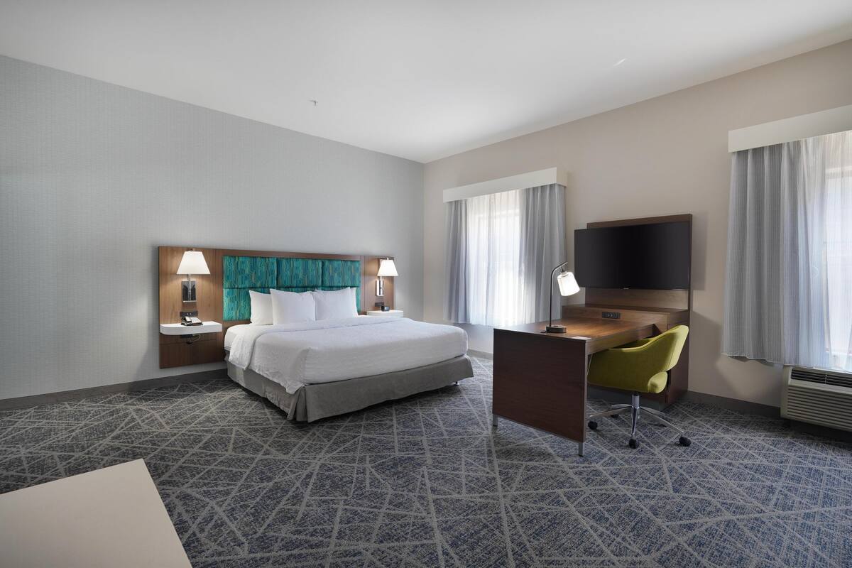 In-room safe, desk, iron/ironing board, free cots/infant beds