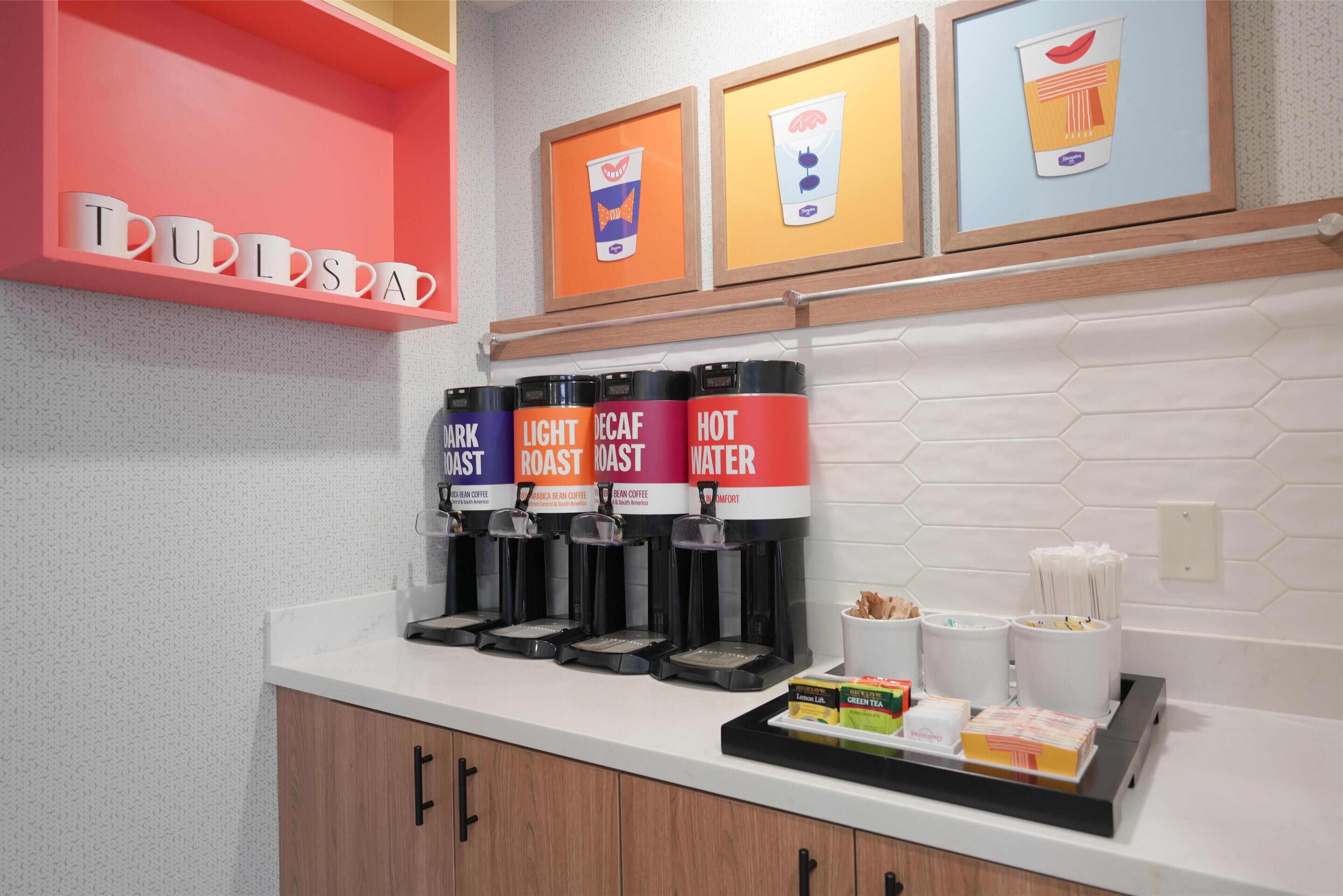 Ilmainen päivittäinen mannermainen aamiainen 