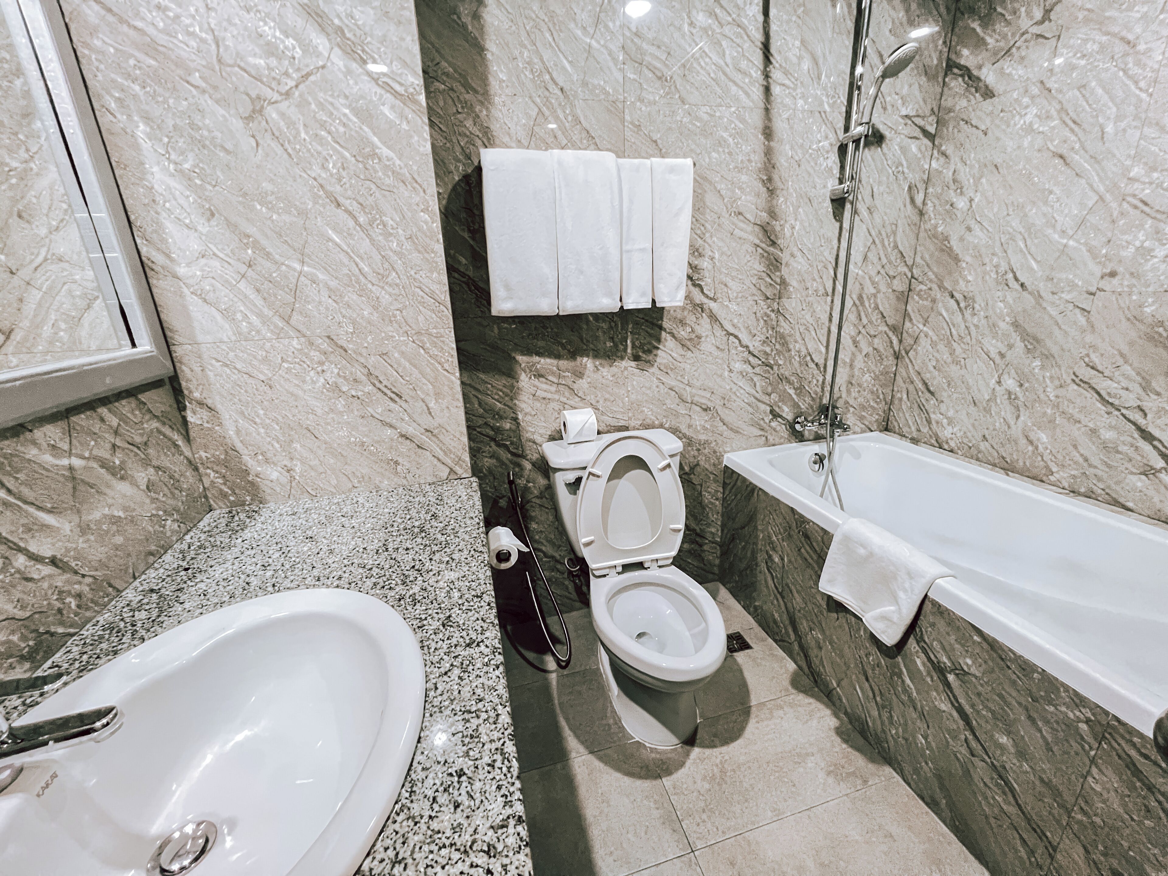 family room | 1 bedroom, minibar, in-room safe, individually furnished