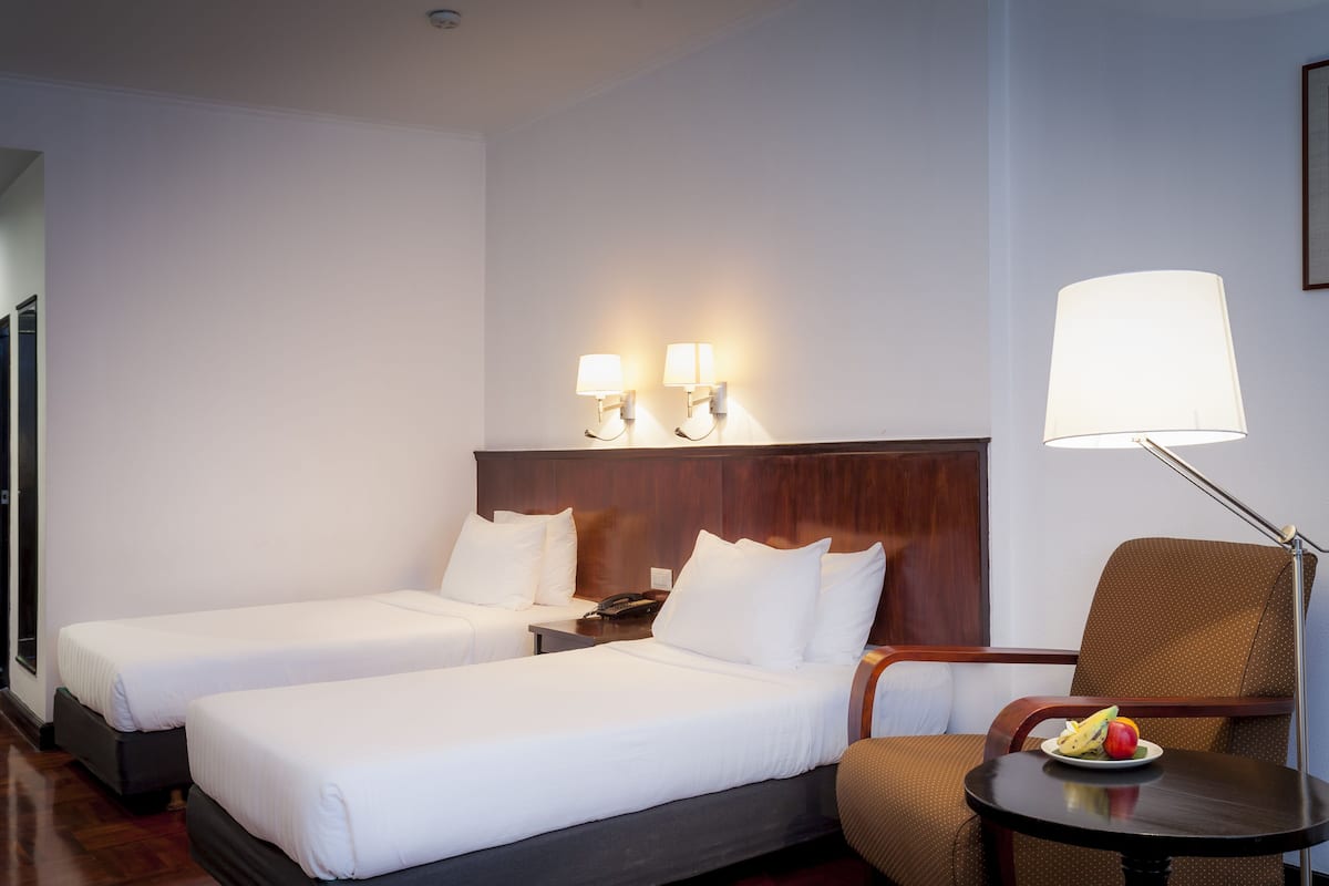 Chambre Supérieure | Minibar, coffres-forts dans les chambres, ameublement personnalisé