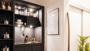 Suite, River View | Hypo-allergenic bedding, minibar, in-room safe, desk