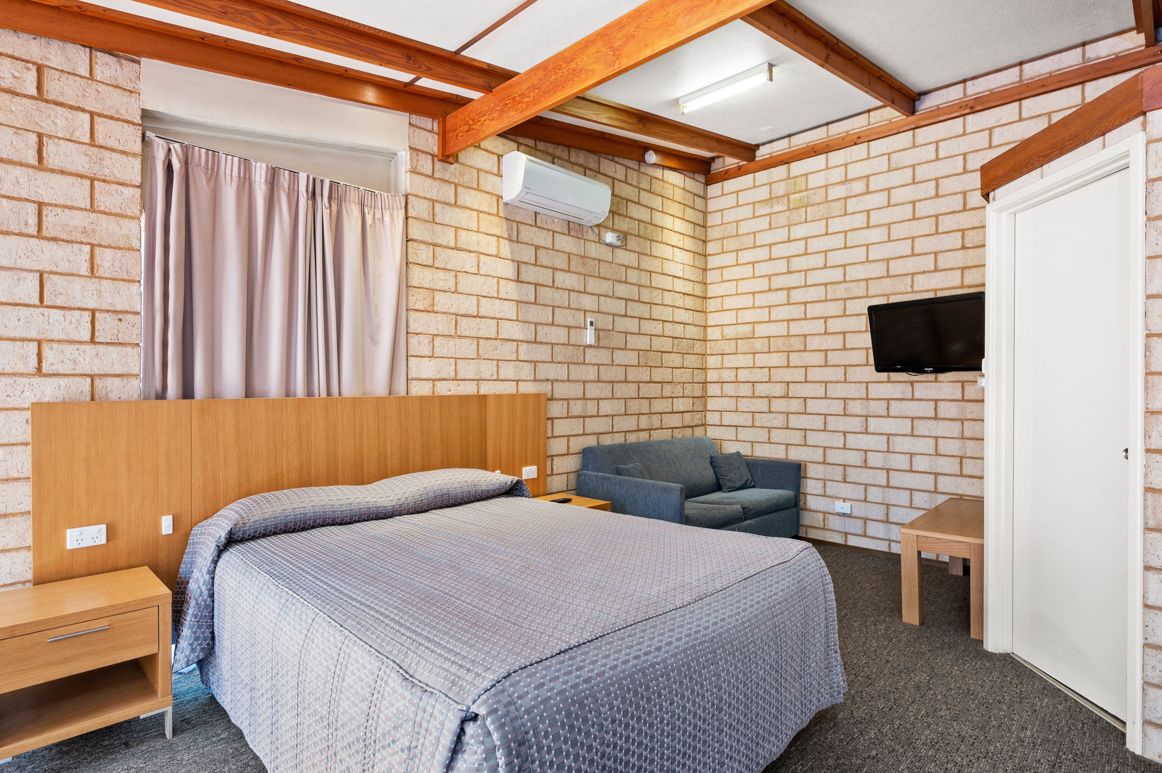 Standaard studio, niet-roken, keuken (Studio Apartment) | Een strijkplank/strijkijzer, gratis babybedden, gratis wifi, beddengoed