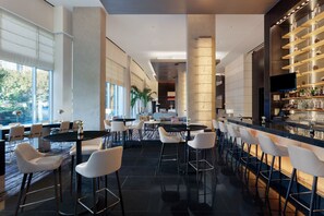 Lobby lounge - Loews Atlanta Hotel (Atlanta)