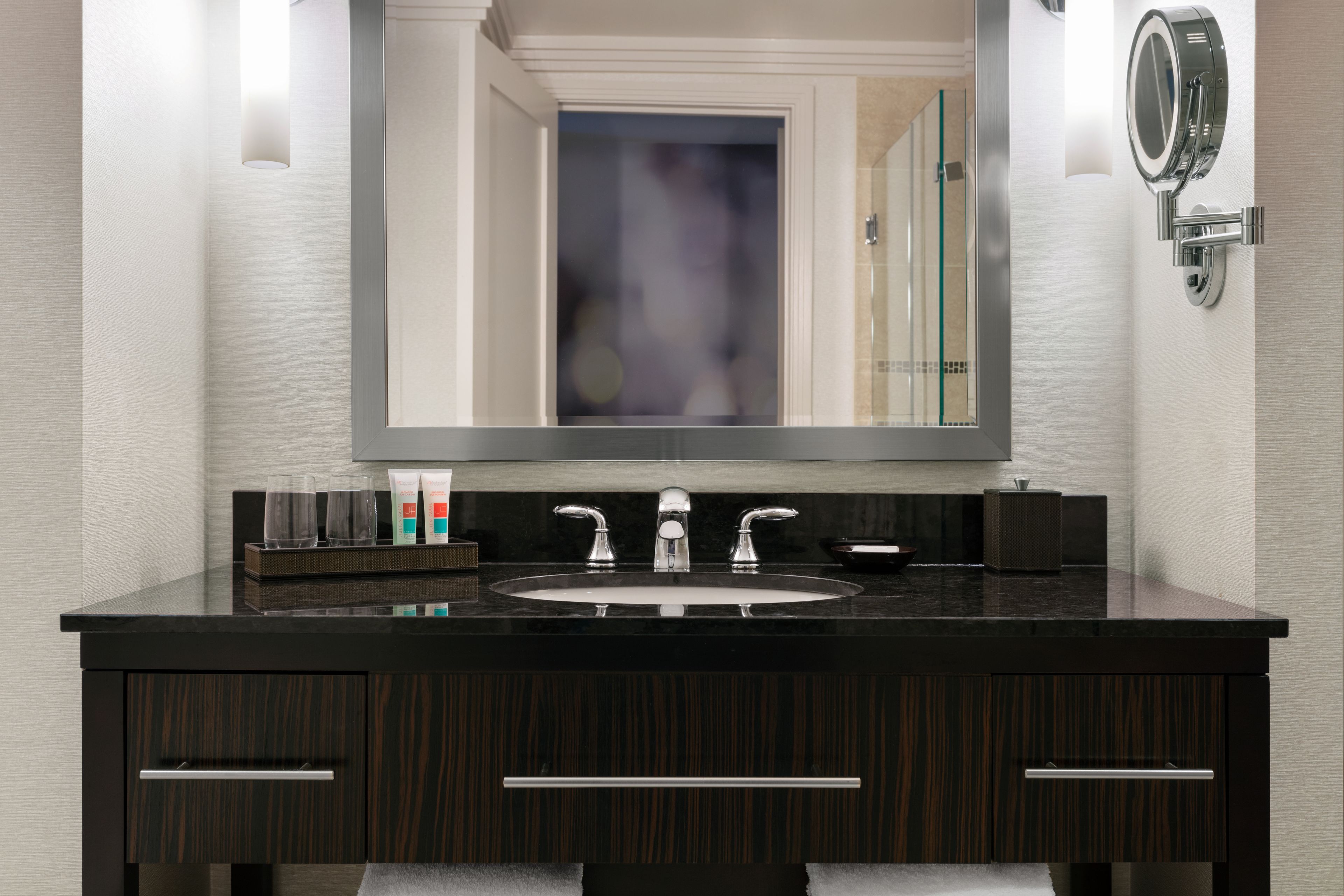 Photo - Loews Atlanta Hotel