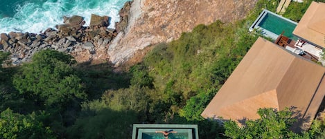 Ocean Front Pool Villa - King | 1 bedroom, premium bedding, minibar, in-room safe