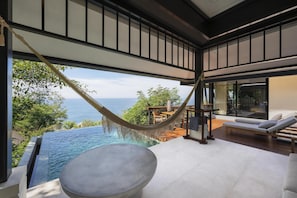 Ocean View Pool Villa | Balkon
