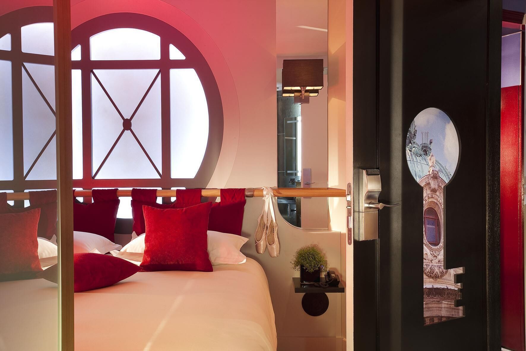 Dobbeltrom (Opera Garnier with Jacuzzi ) | Sengetøy i egyptisk bomull, sengetøy av topp kvalitet og minibar