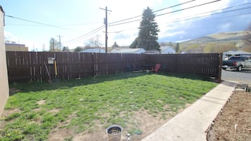 Pemandangan dari properti