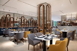 Café - voco Nanjing Oriental Pearl by IHG (Nanjing)