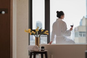 Designer toiletries, hair dryer, bathrobes, slippers - voco Nanjing Oriental Pearl by IHG (Nanjing)