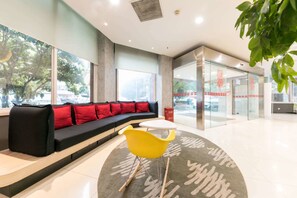 Reception - ibis Wuhan Hankou Hotel (Wuhan)