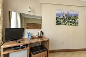 Minibar - Elasophia Hotel  (Istanbul)