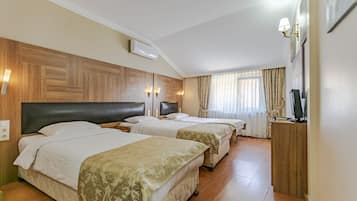 Family Room, 3 Bedrooms | 1 bedroom, minibar, in-room safe, desk