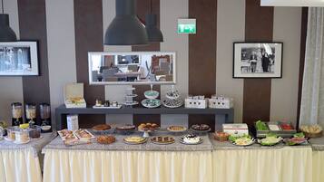 Colazione a buffet inclusa