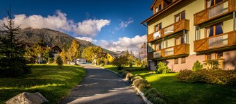 思阿斯特別墅飯店