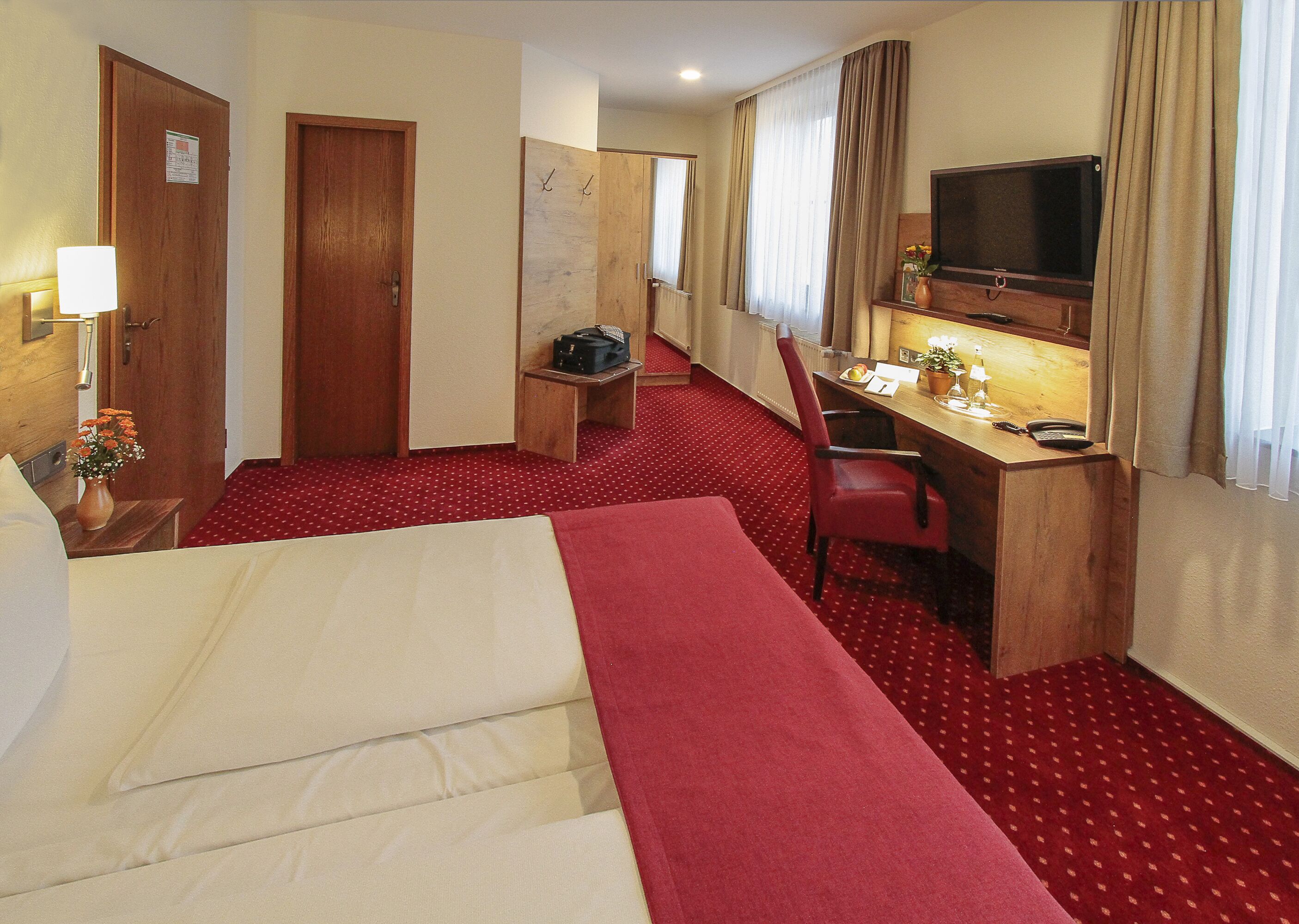 double room | desk, soundproofing, iron/ironing board, cots/infant beds