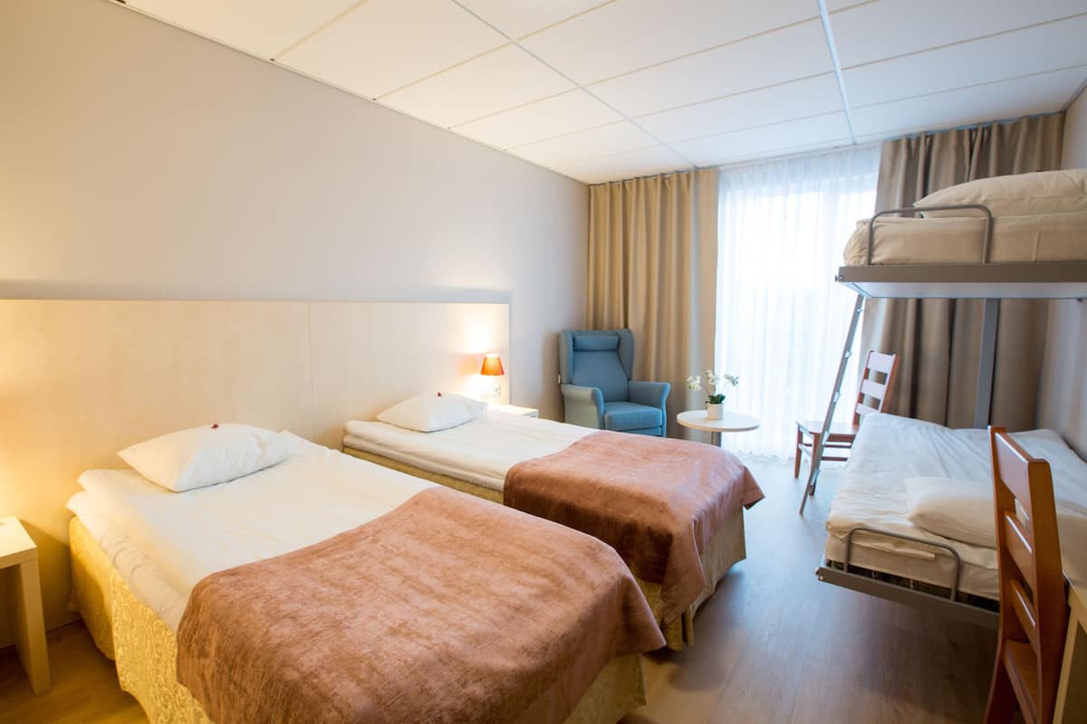 Economy Family | In-room safe, desk, iron/ironing board, free cots/infant beds