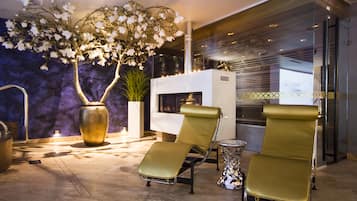 Couples treatment room(s), sauna, hot tub, hot springs/mineral springs