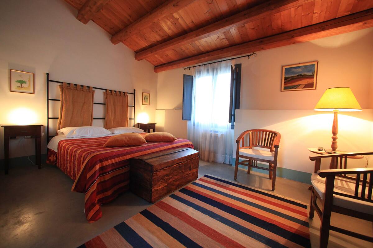 Comfort Double Room, Garden View | Egyptian cotton sheets, premium bedding, Select Comfort beds, minibar