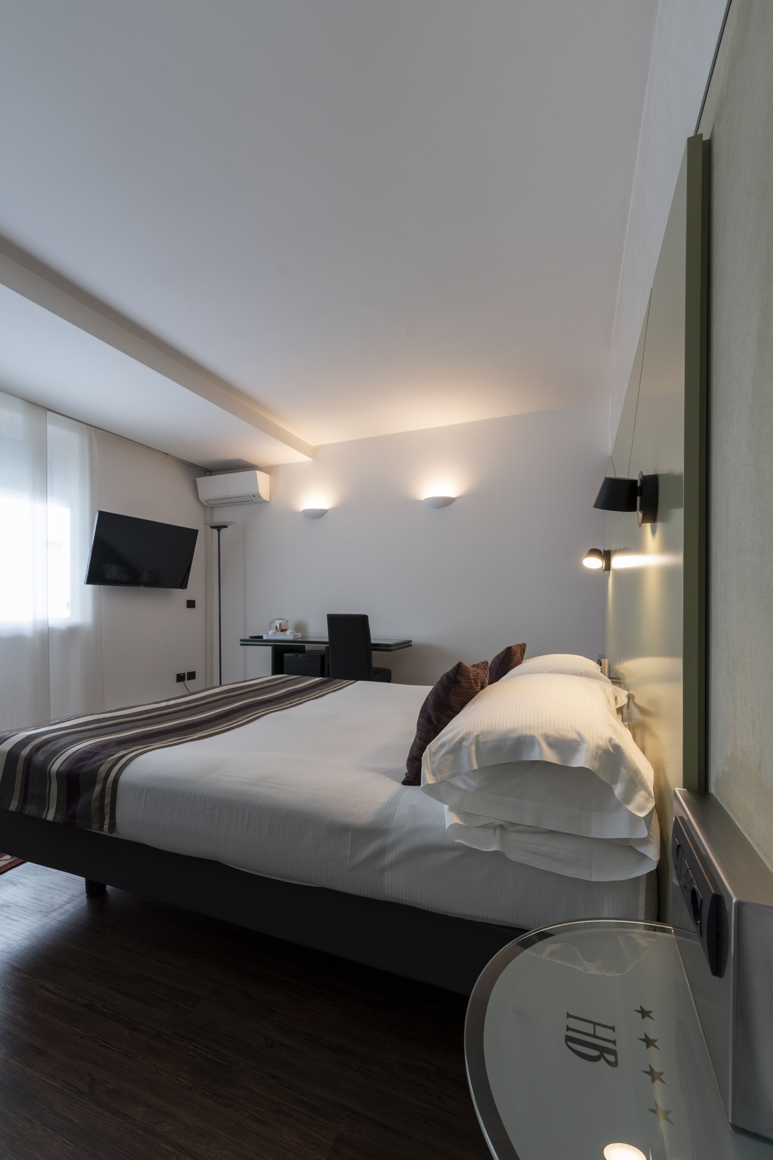 Minibar, in-room safe, desk, soundproofing