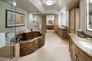 Bathroom - The Canyon Suites at The Phoenician, Luxury Collection (Scottsdale)