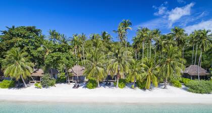 Haadtien Beach Resort