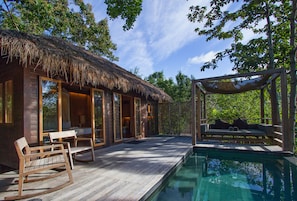 Haadtien Pool Villa | Vue de la chambre