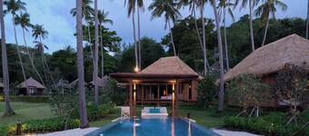 Haadtien Beach Resort