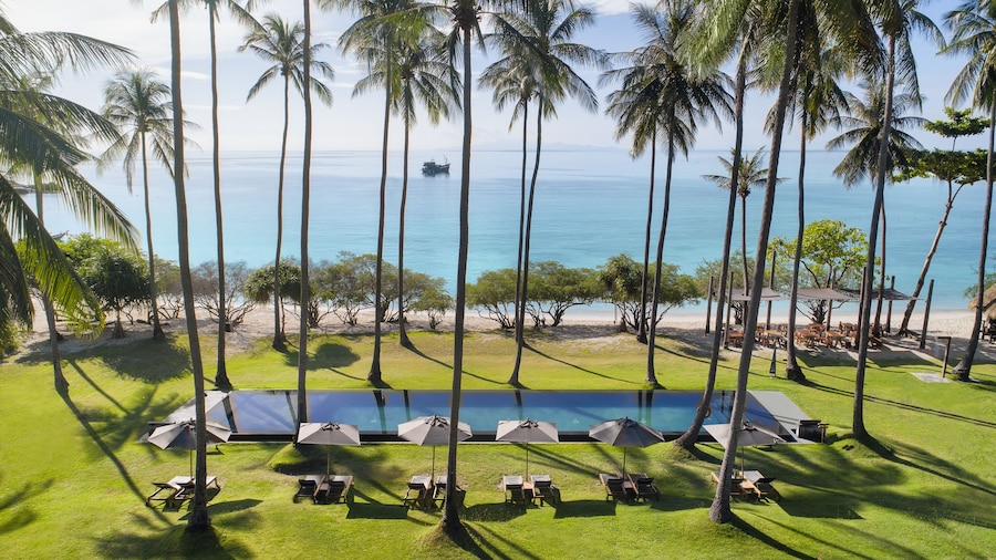 Haadtien Beach Resort