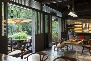 5 Restaurants, Frühstück