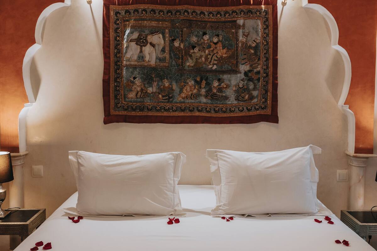 Suite (IMPERIAL SUITE) | 1 bedroom, premium bedding, minibar, in-room safe