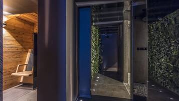 Sauna, turkkilainen sauna, kuumakivihierontaa, klassista hierontaa