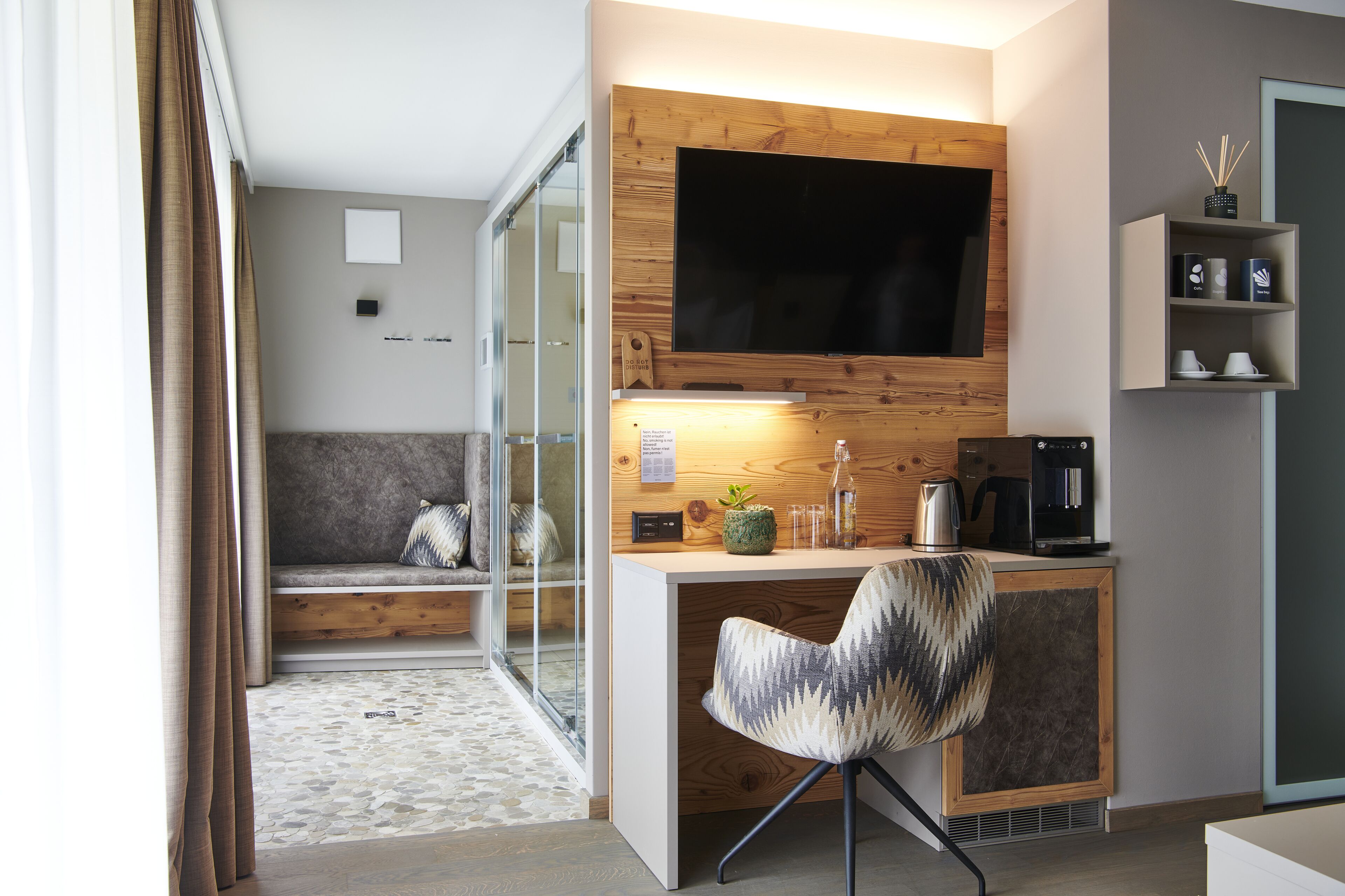 double room, balcony, mountain view (spa double room with matterhornview) | living area | 31-inch flat-screen tv with cable channels, tv, tablet